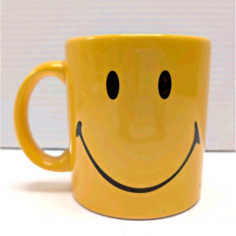 Waechtersbach Germany One Yellow Smile Smiling Face Mug Happy Ceramic Coffee Tea